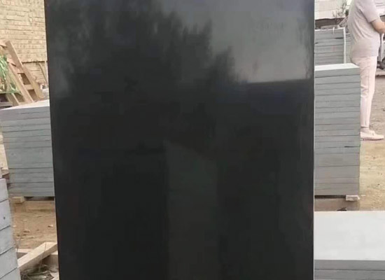 中國黑石材啞光面.jpg